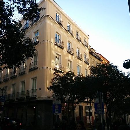 Nuria Hostal มาดริด ภายนอก รูปภาพ